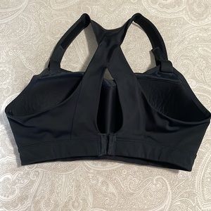 Brooks Women’s Sports Bra